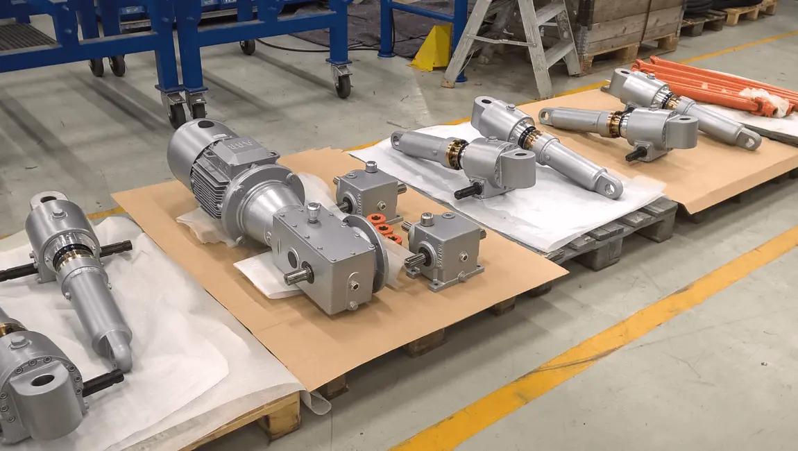 Kumera Anode Jacks. Smelters worldwide are served by Kumera Anode Jacking Systems securing high efficient pot operations. Since 1952 Kumera (Norgear) has been supplying Anode Jacking Systems for most used reduction technologies of aluminium production.