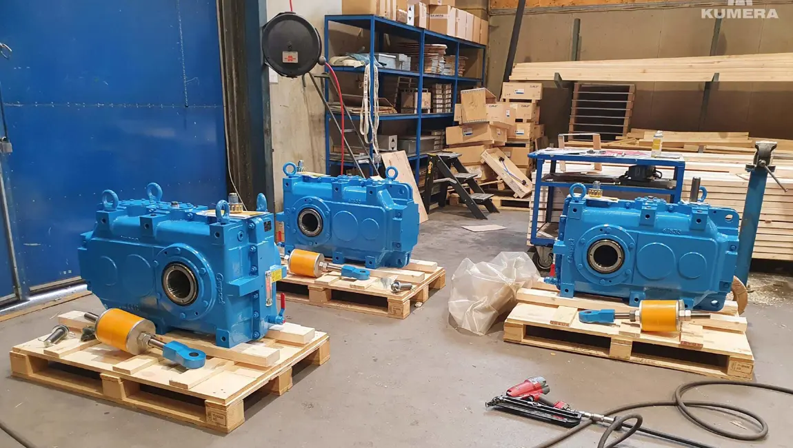 Kumera Drives for Material Handling. Kumera Material Handling Helical and Bevel-helical gear unit series for all conveyor applications.