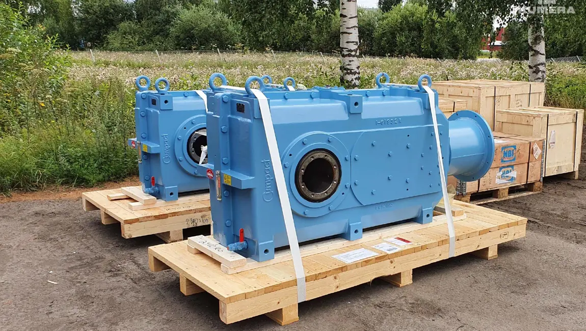 Kumera Drives for Material Handling. Kumera Material Handling Helical and Bevel-helical gear unit series for all conveyor applications.