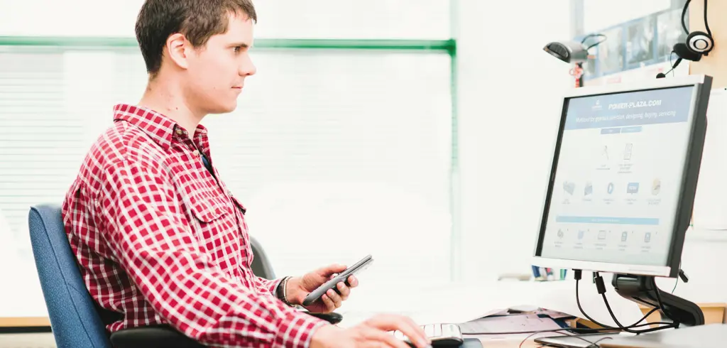 Kumera Power Plaza - Online Gearbox Selection Portal. Kumera Power-Plaza is the online market place for Kumera mechanical transmission products and associated spare parts. www.power-plaza.com