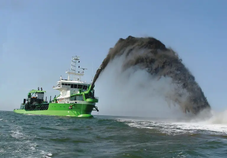 Kumera Custom Built Heavy-Duty Gearboxes for Shipping & Dredging Industry. Kumera Excavator Pumps, Jet Pumps, Winches, Generator Drives, Distribution Drives